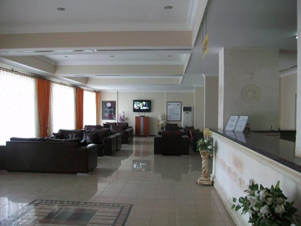 Bato Thermal Hotel Batman Bagian luar foto
