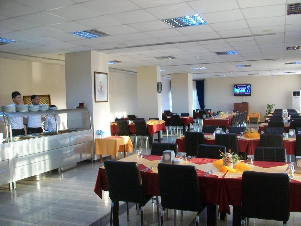 Bato Thermal Hotel Batman Bagian luar foto