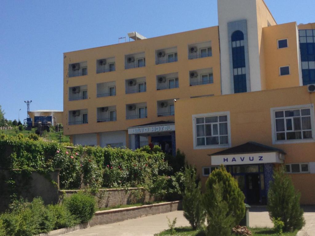 Bato Thermal Hotel Batman Bagian luar foto