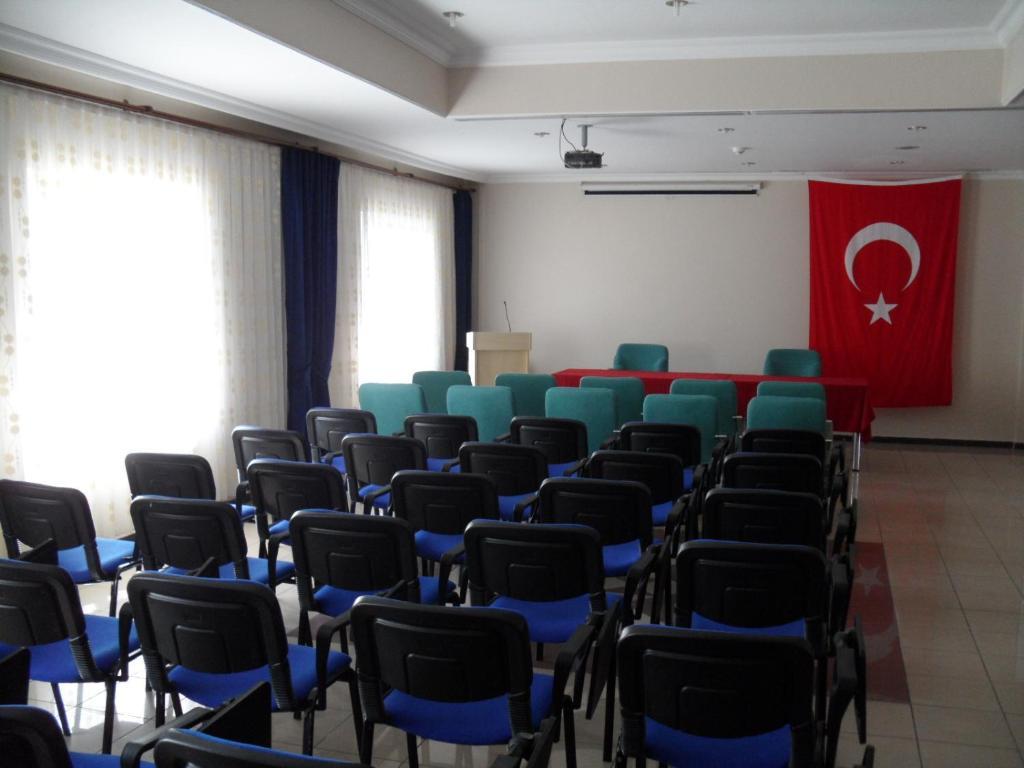 Bato Thermal Hotel Batman Bagian luar foto